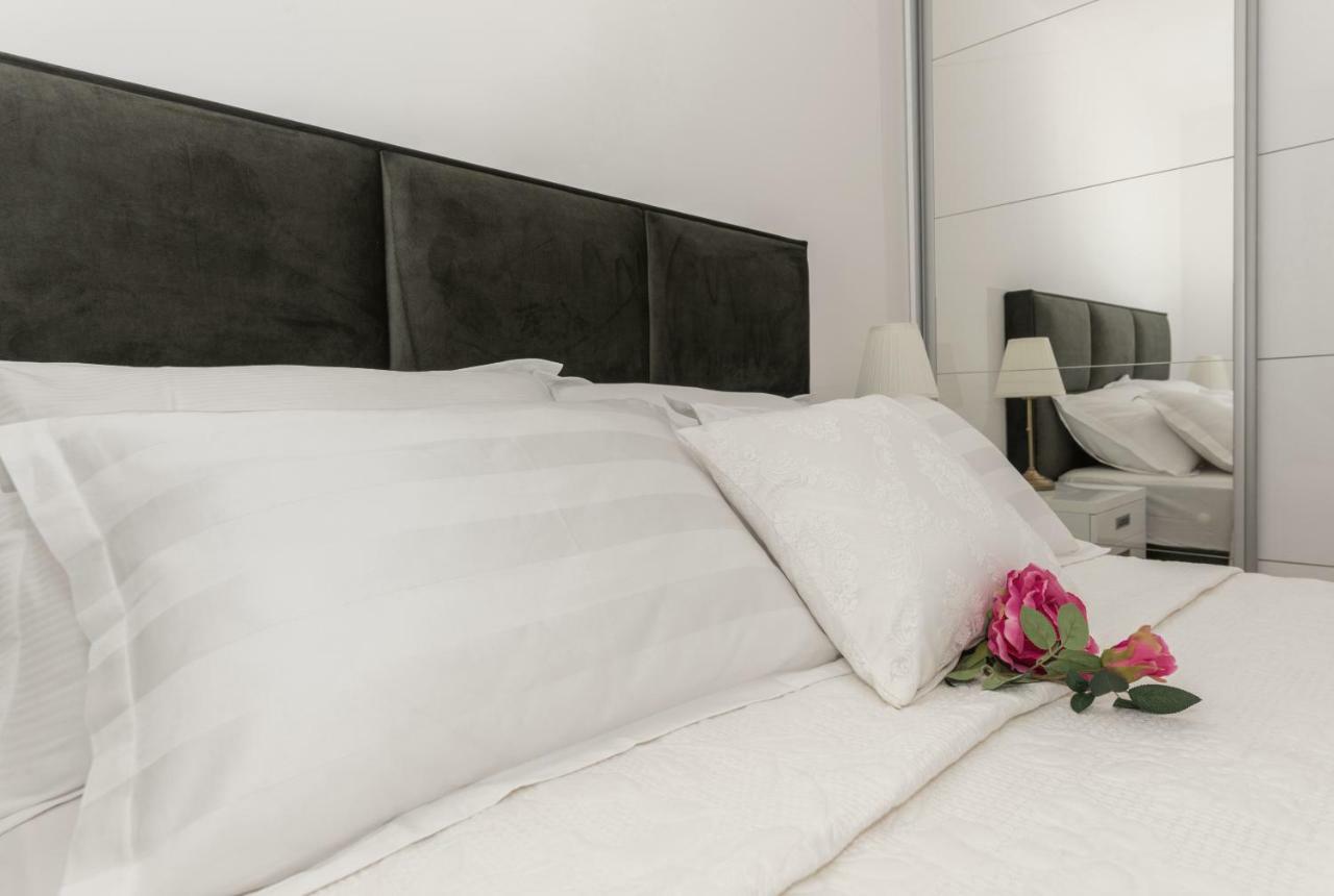 Ferienwohnung Penthouse Nikola Makarska Exterior foto